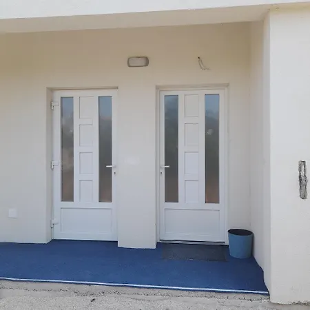 Blue Paradise Gostinjska kuća Srima